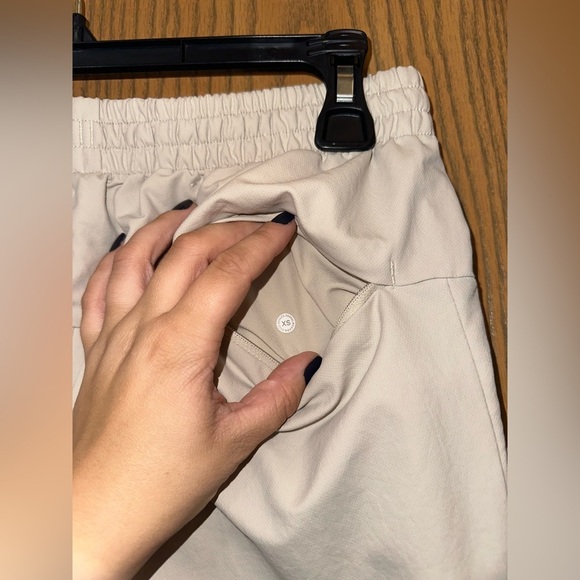 Men’s LULULEMON New Venture Trouser *Pique Fabric Natural Ivory Size XS - Picture 13 of 15